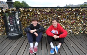 boys_lock_bridge